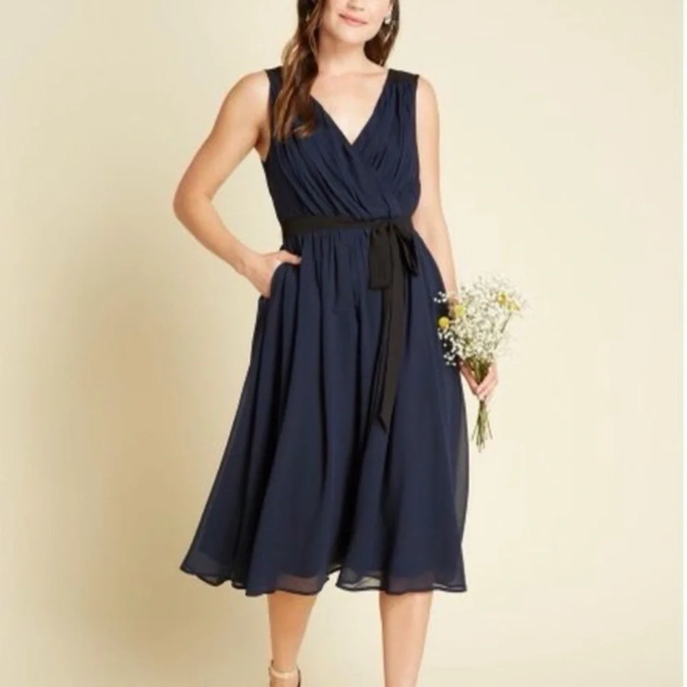 grecian dress midi Grecian Getaway Sequin Midi Dress - Gold